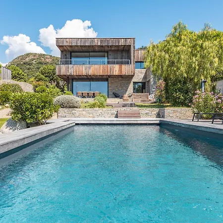 Fautea Di Santa Lucia Olmucciu