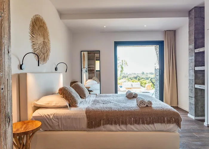 Fautea Di Santa Lucia Sainte-Lucie de Porto-Vecchio