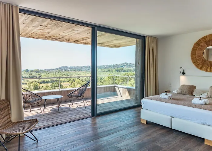 Fautea Di Santa Lucia